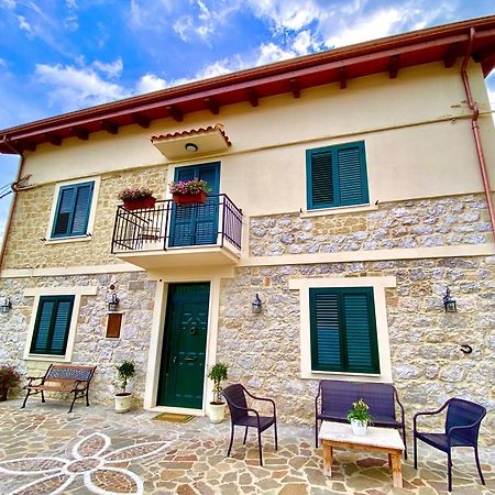La Casa Di Nonna Tella Bed and Breakfast Lenola Exteriör bild