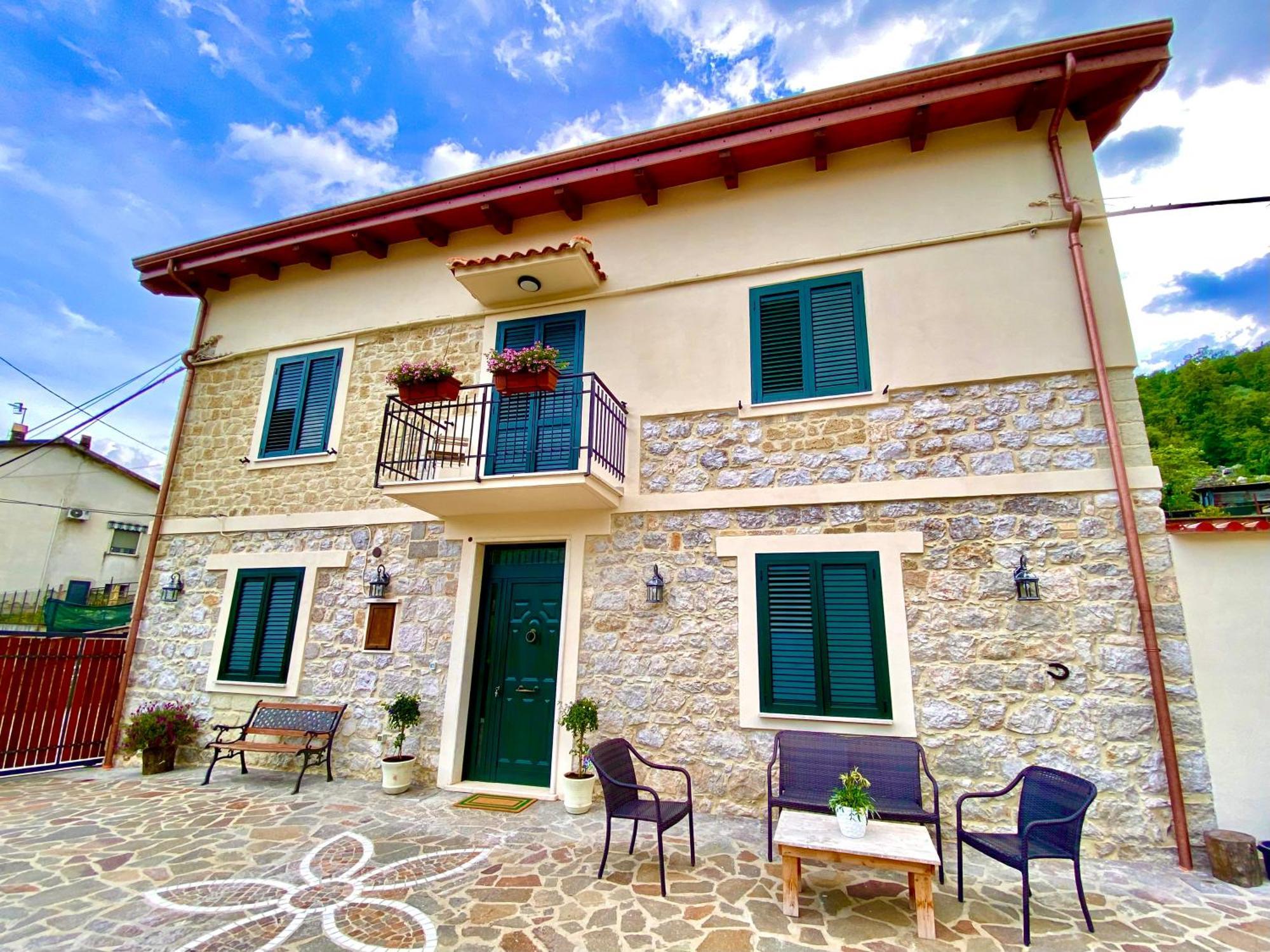 La Casa Di Nonna Tella Bed and Breakfast Lenola Exteriör bild